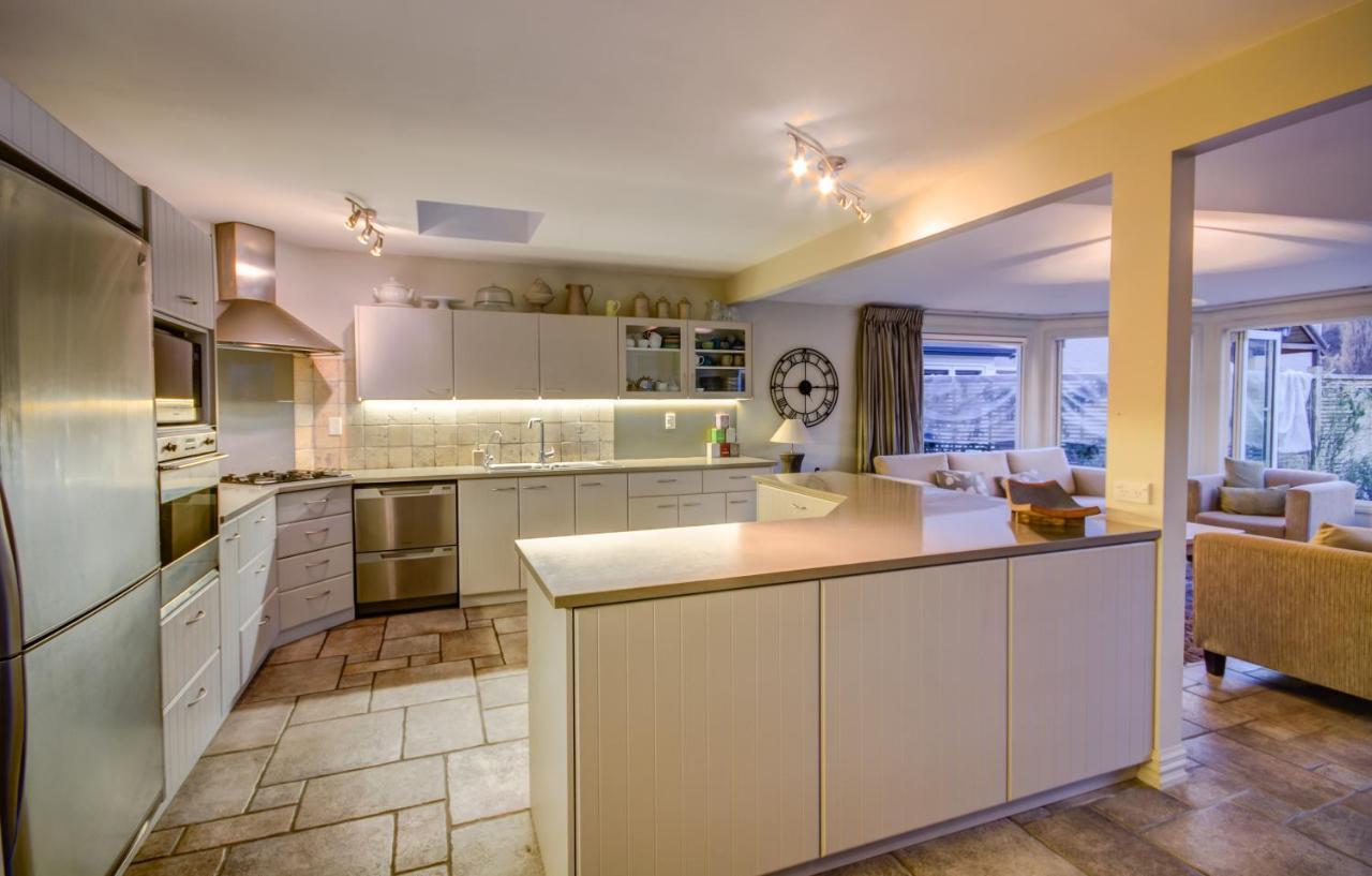 Queenstown Country Lodge Lake Hayes Экстерьер фото
