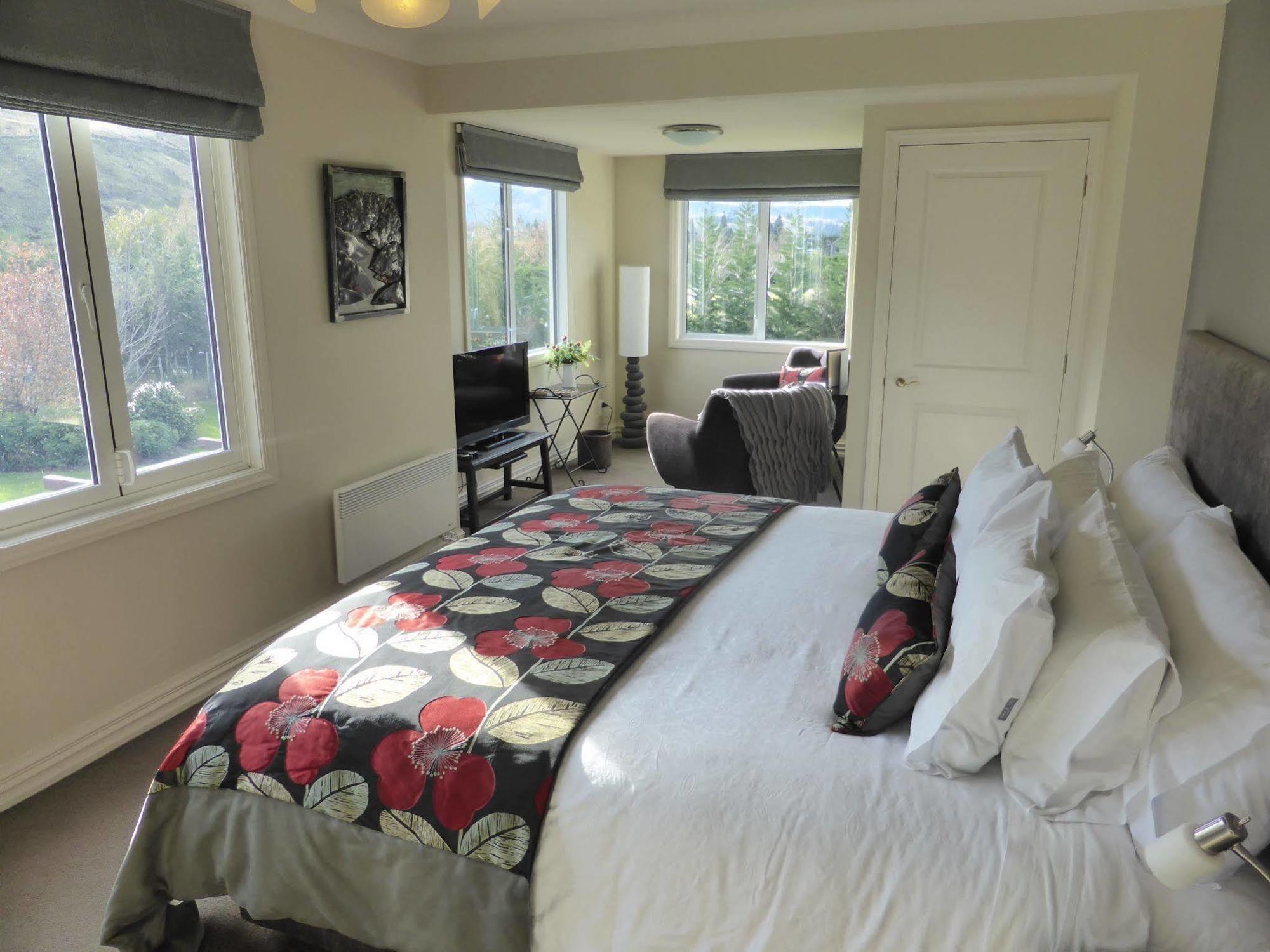 Queenstown Country Lodge Lake Hayes Экстерьер фото