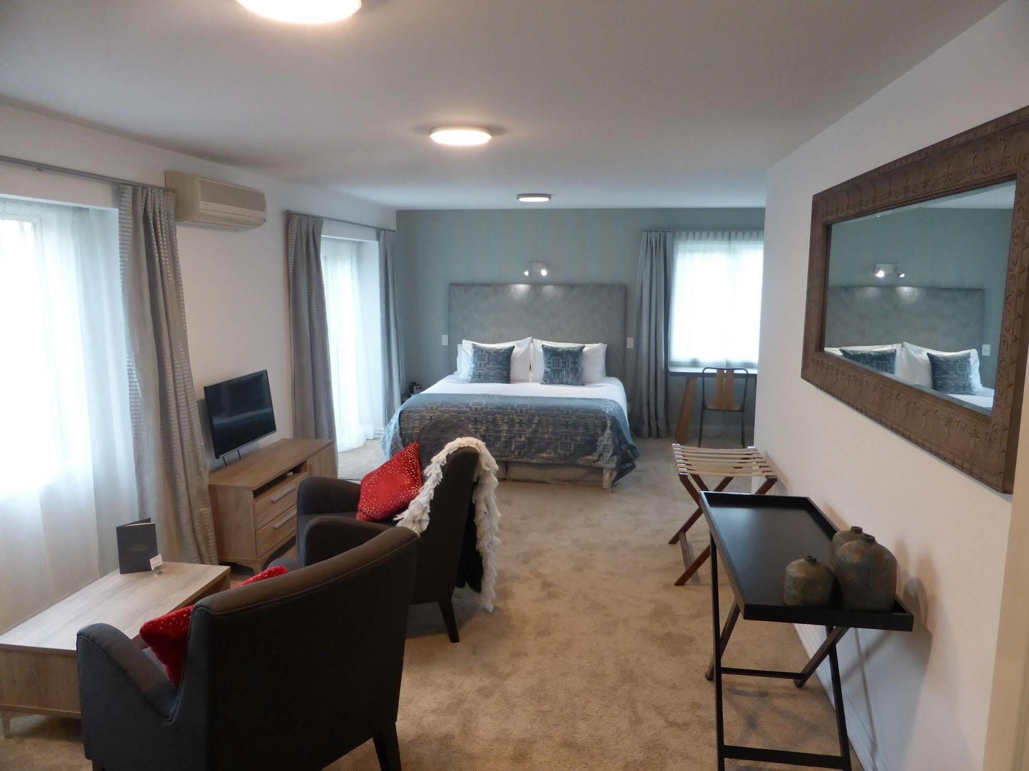 Queenstown Country Lodge Lake Hayes Экстерьер фото