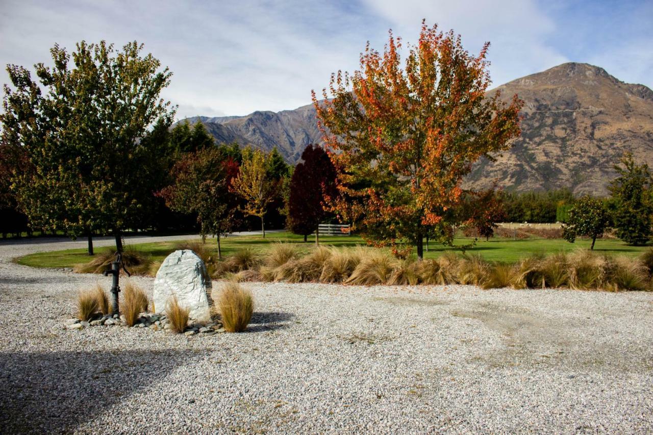 Queenstown Country Lodge Lake Hayes Экстерьер фото